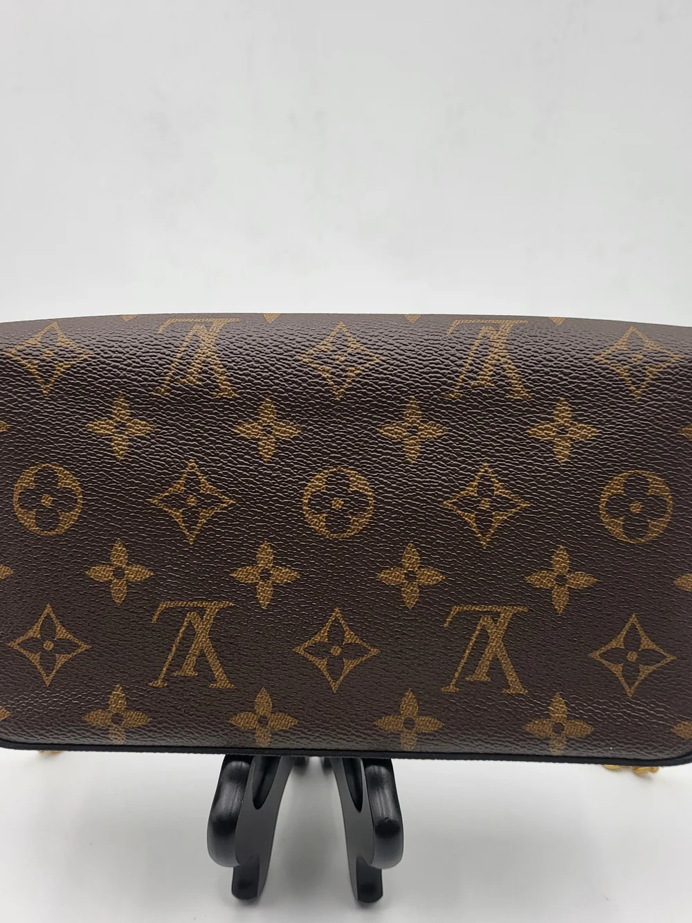 LOUIS VUITTON Monogram Pochette Felicie Chain Wallet Fuchsia, Authentic w/COA.